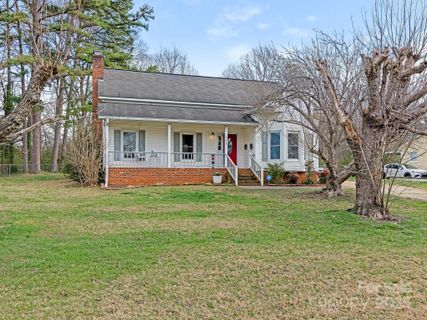 2602 Cherokee Court sold home in Castlewood, Gastonia, NC