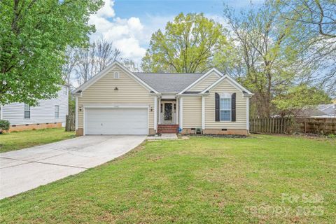11404 Larix Drive sold home in Cedarbrook, Charlotte, NC