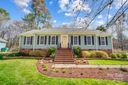3842 Saxonbury Way sold home in Charlotte, SC