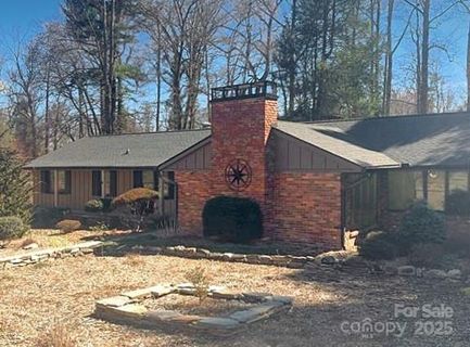 311 Woodland Trail sold home in Laurel Park, Hendersonville, NC
