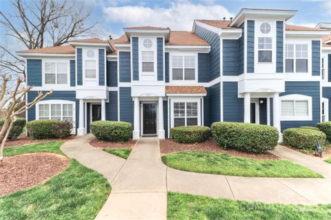 17537 Tuscany Lane sold home in Vineyard Point Bayview, Cornelius, NC