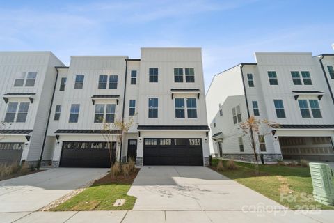 9239 Delancey Lane sold home in Christenbury Greene, Concord, NC
