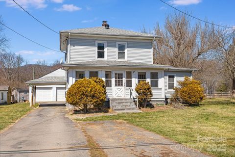 4243 Old Clyde Road sold home in Brookfield, Clyde, NC
