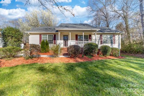 1025 Hunter Valley Road sold home in Rollingwood, Shelby, NC