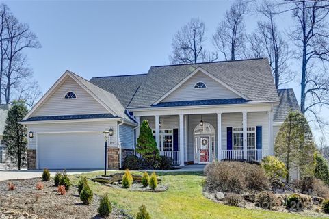 318 Bay Laurel Lane