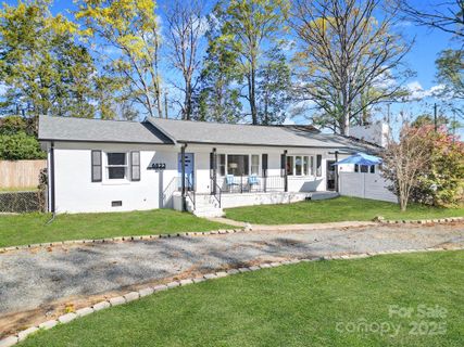 6823 City View Drive sold home in City View Acres, Charlotte, NC