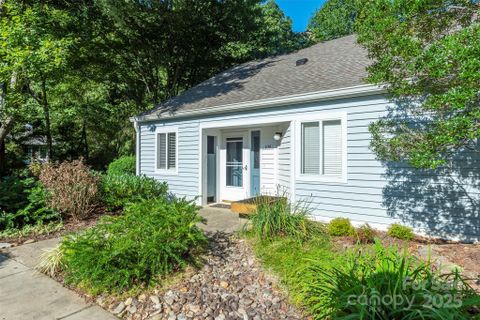 104 Llama Vista Way sold home in Llama Vista, Black Mountain, NC
