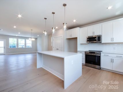 1518 Levy Way