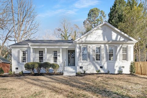 8142 Cliffside Drive sold home in Olde Heritage, Charlotte, NC
