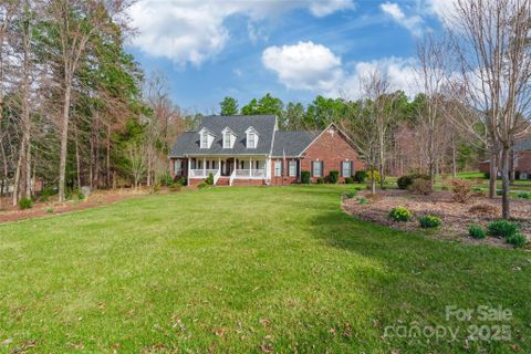514 Saint Johns Drive sold home in St Johns Woods, Salisbury, NC