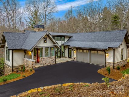 435 Barrington Drive sold home in Poplar Ridge, Asheville, NC