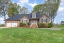 126 Harbourtown Drive sold home in Kings Mountain, SC