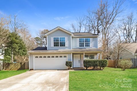 2627 Century Oaks Lane sold home in Great Oaks, Charlotte, NC