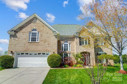 8412 Channel Way sold home in Barrington, Waxhaw, NC