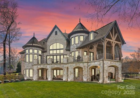 4004 Channel Point Lane
