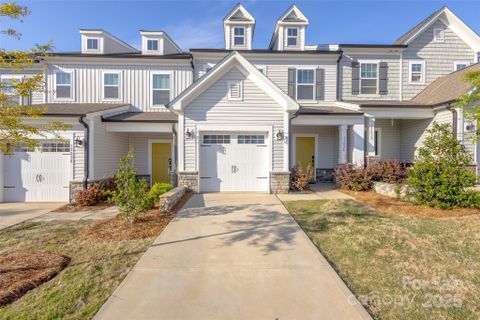 13024 Suncreek Terrace sold home in The Landings At Catawba River, Charlotte, NC