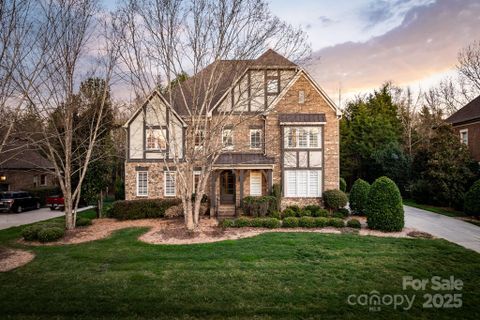 223 Glenmoor Drive