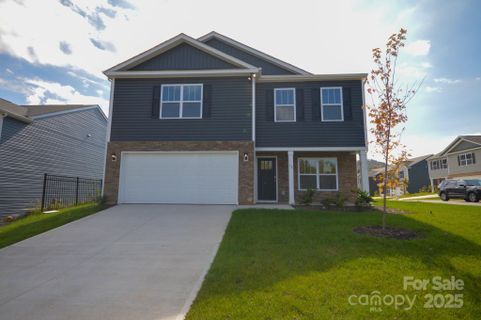 12 Byron Park Road sold home in Patton Cove, Clyde, NC