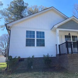 1537 Poston Circle