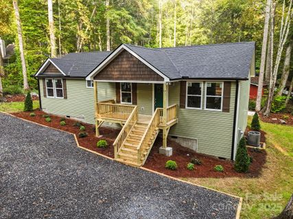 102 Reuben Branch Road sold home in Spring Lake Estates, Maggie Valley, NC