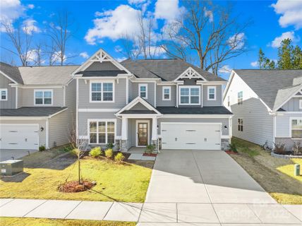8005 Rolling Wheels Road sold home in Kennington, Charlotte, NC