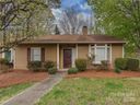 8300 Summerglen Circle sold home in Charlotte, SC