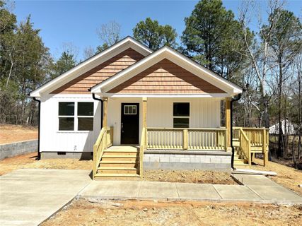 1228 Belmont Circle Road sold home in Cloisters, Lancaster, SC