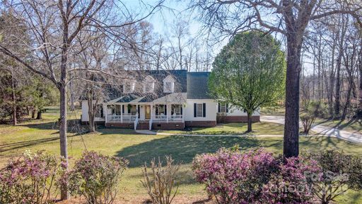 737 Sanside Drive sold home in Stornoway, York, SC