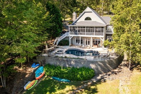 1676 Sherwood Court sold home in Sherwood Shores, Sherrills Ford, NC