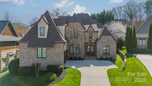 913 Dacavin Drive sold home in Chambery, Charlotte, NC
