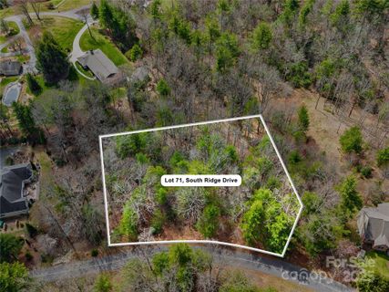 Lot 71 South Ridge Drive active home in Wilson Farm, Hendersonville, NC