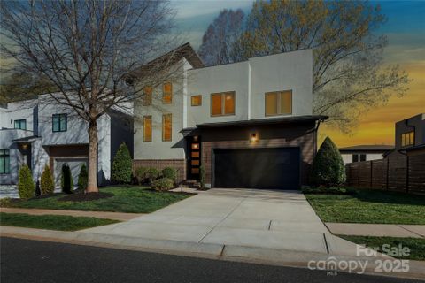 1212 Levy Way