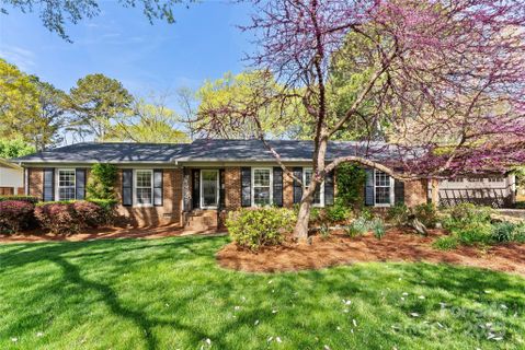417 Roselawn Place
