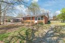 332 Spring Hill Drive sold home in Matthews, SC