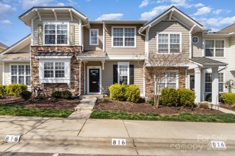 816 Gentlewinds Court