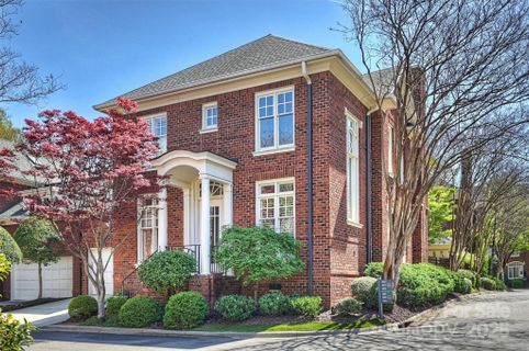 2021 Nolen Park Lane