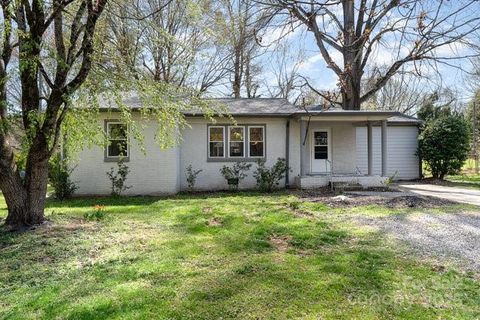 634 Hartness Road sold home in Westwood, Statesville, NC