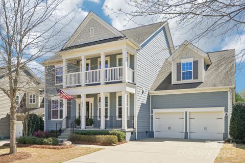 1034 Currituck Way