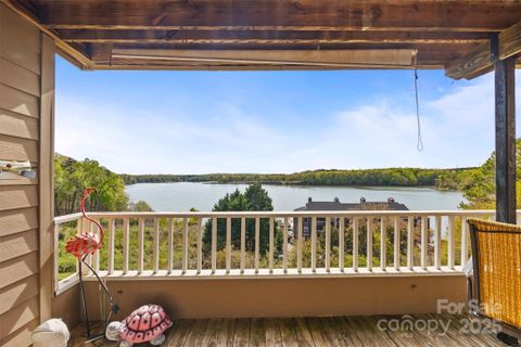 9709 Emerald Point Drive 6 sold home in Emerald Point, Charlotte, NC