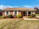 2224 Thornfield Road sold home in Charlotte, SC