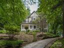 1400 Rambling Oaks Trail sold home in Hendersonville, SC