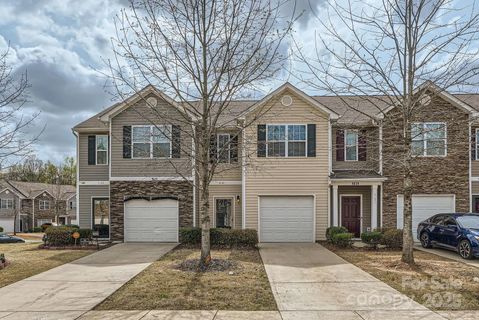 9035 Bradstreet Commons Way sold home in Crossley Village, Charlotte, NC