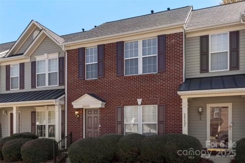 3048 Misty Harbor Circle E sold home in Cramerton Village, Cramerton, NC
