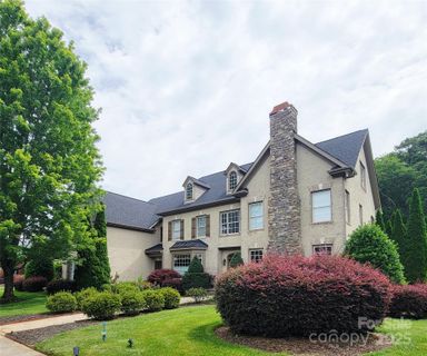 708 Ridgelake Drive sold home in Lake Forest Preserve, Weddington, NC