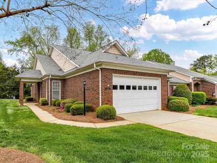 3721 Oak View Court sold home in Mint Lake Village, Matthews, NC