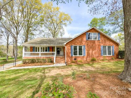 12011 Stoney Meadow Drive sold home in Shelburne, Mint Hill, NC