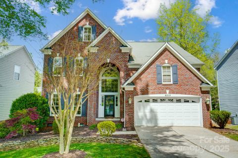 6519 Summertree Lane sold home in Providence Commons, Charlotte, NC