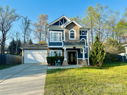 5018 Victoria Avenue sold home in Victoria Park, Charlotte, NC