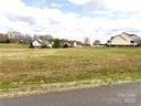 157 Sir Gregory Drive sold home in Shelby, SC
