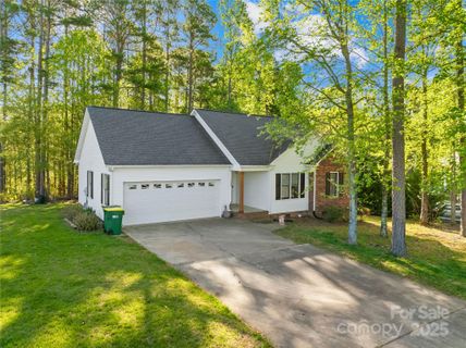 1628 Rosegate Lane sold home in Forest Creek, Stanfield, NC